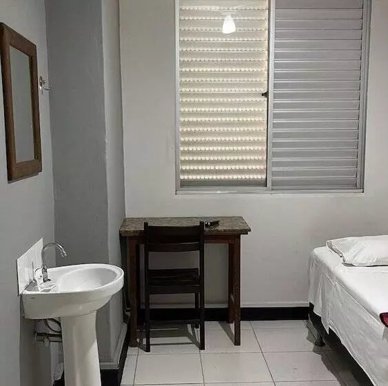 Economy 888   By Up Hotel   Próximo A Praça Da Estação E Rodoviária