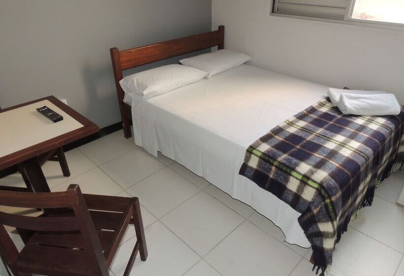 Economy 888 By Up Hotel Próximo A Praça Da Estação E Rodoviária