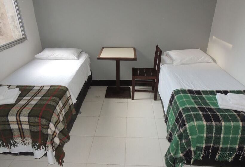 Economy 888 By Up Hotel Próximo A Praça Da Estação E Rodoviária