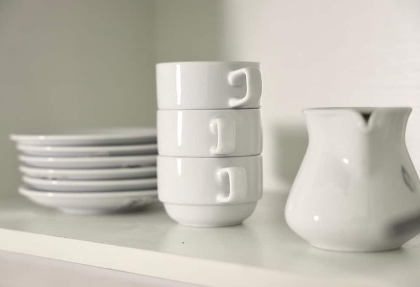 پانسیون Clove Beach