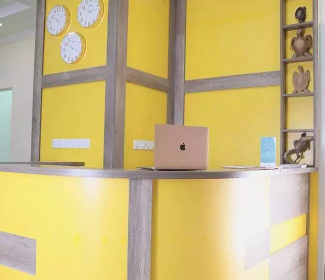 پانسیون Clove Beach