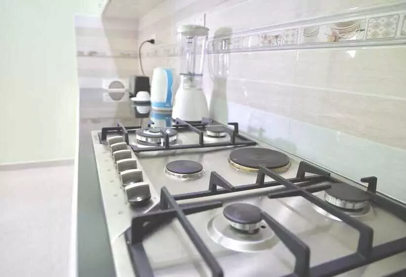 پانسیون Clove Beach