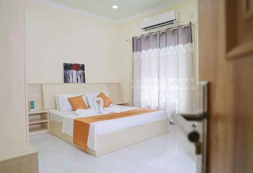 پانسیون Clove Beach