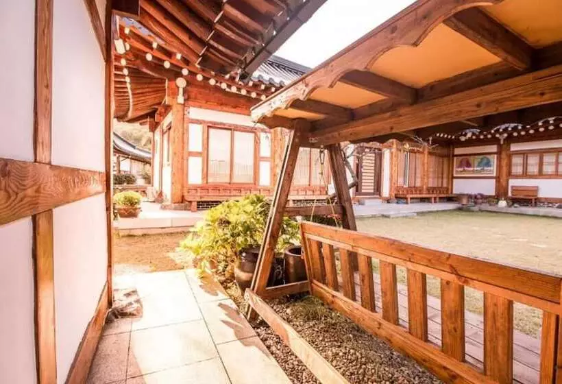 Suncheon Dalbeot Hanok Pension