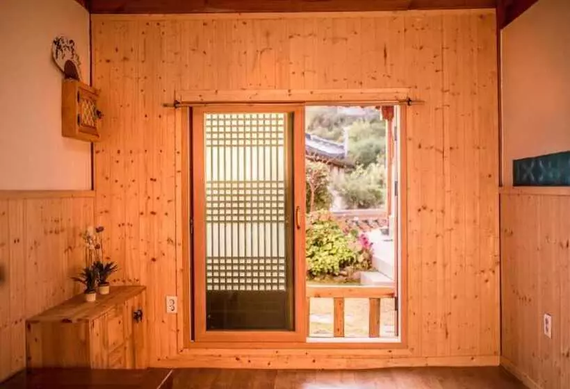 Suncheon Dalbeot Hanok Pension