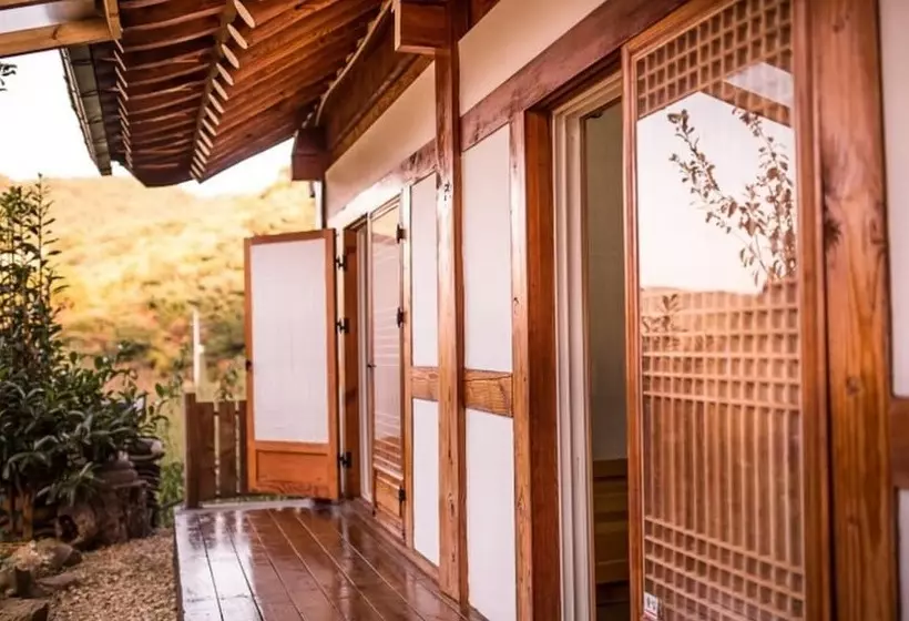 Suncheon Dalbeot Hanok Pension