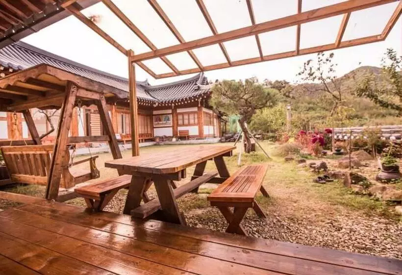 Suncheon Dalbeot Hanok Pension