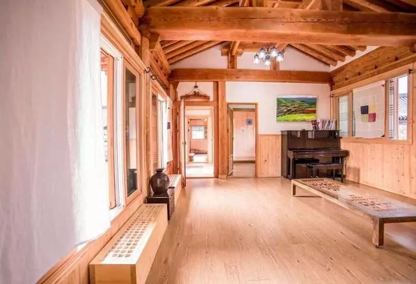 Suncheon Dalbeot Hanok Pension