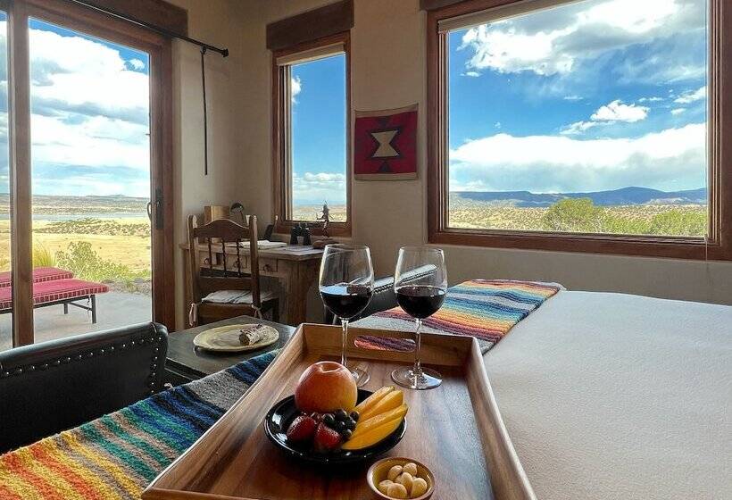 민박 The Grand Hacienda Inn