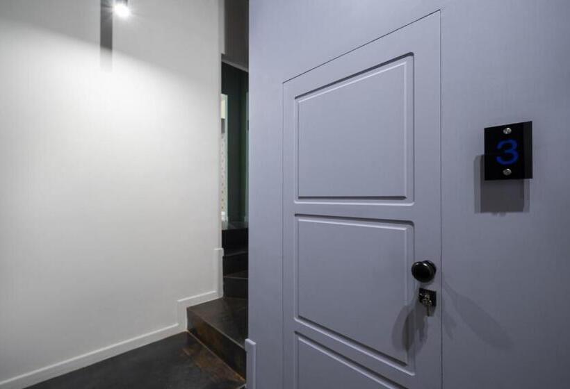 تختخواب و صبحانه Rb Suites Napoli