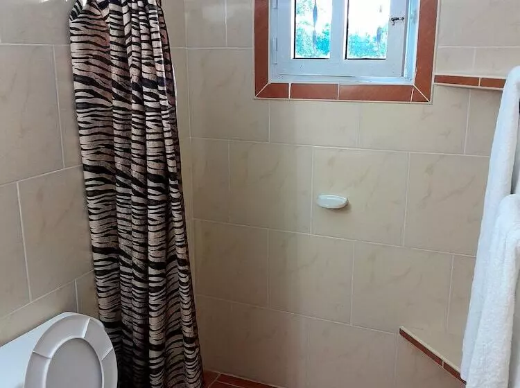 Hostal Acuarama
