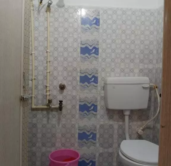 ホテル Goroomgo Sahoo Palace Puri   Prime Location Near Sea Beach   Excellent Service With Parking Faciliti