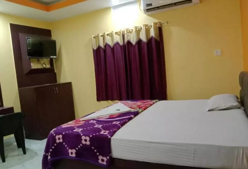 ホテル Goroomgo Sahoo Palace Puri   Prime Location Near Sea Beach   Excellent Service With Parking Faciliti