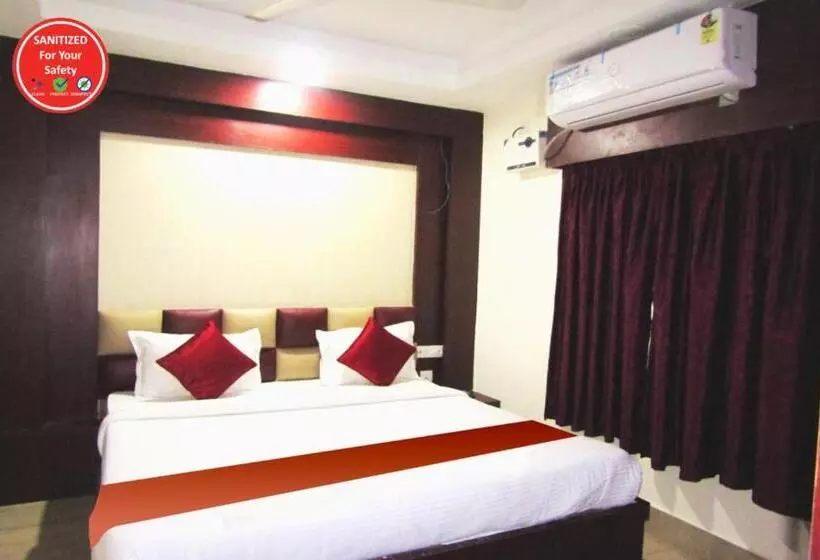 Hotelli Gouri Palace ! Puri হোটেল গৌরী প্রাসাদ পুরী Near Sea Beach And Temple With Wifi Restaurant And Parki