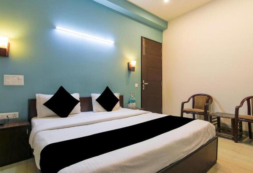 ホテル Lucky Stays Sec 51