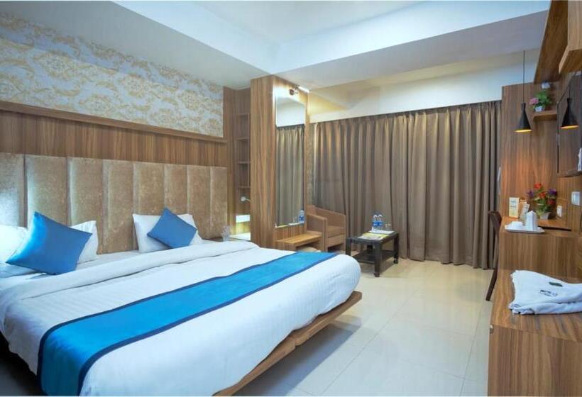 فندق Sapphire Regency