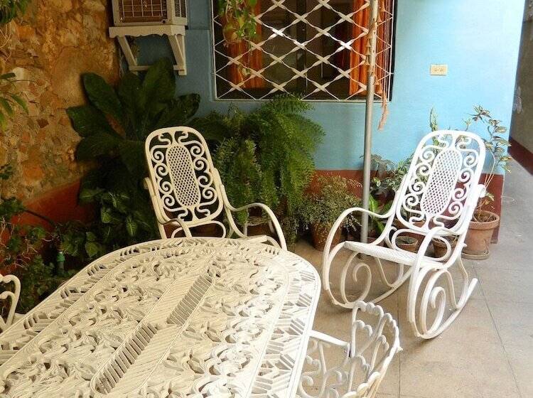 پانسیون Hostal Pablo