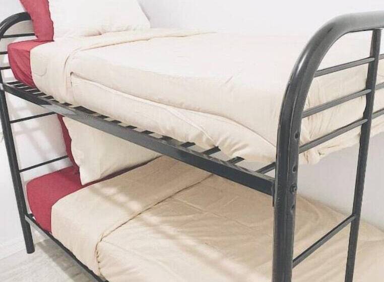 הוסטל Flixbed The Latinx   Mia Airport