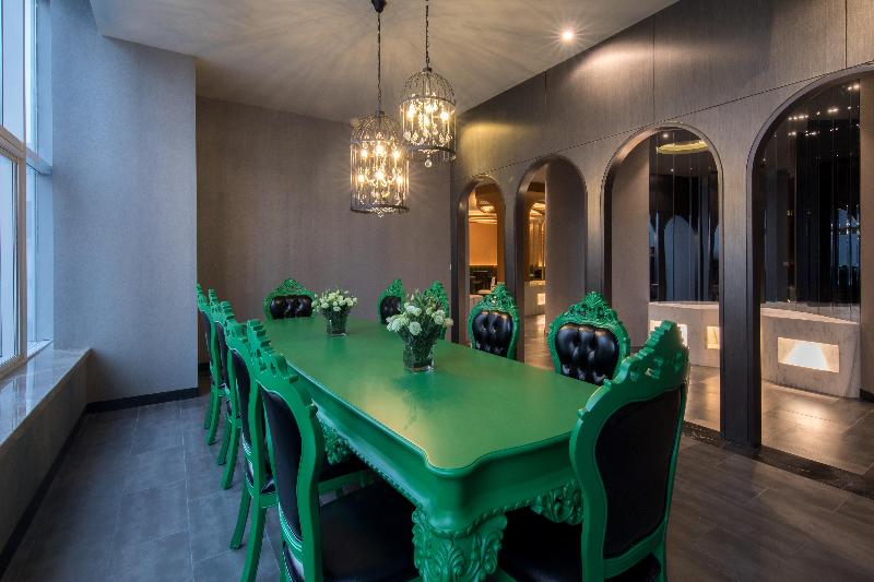 Crystal Orange Hotel Tianjin Jinghai Dongfanghong