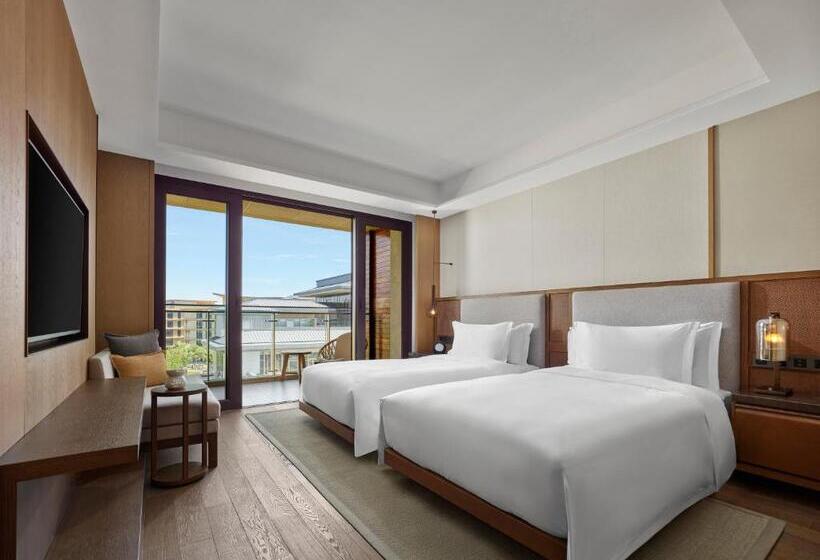 Отель Angsana Zhuhai Hengqing