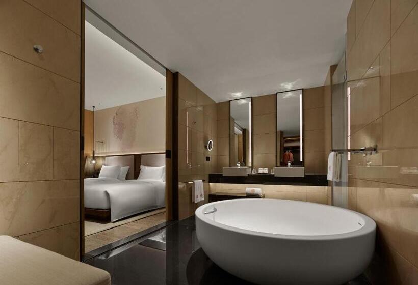 Отель Angsana Zhuhai Hengqing