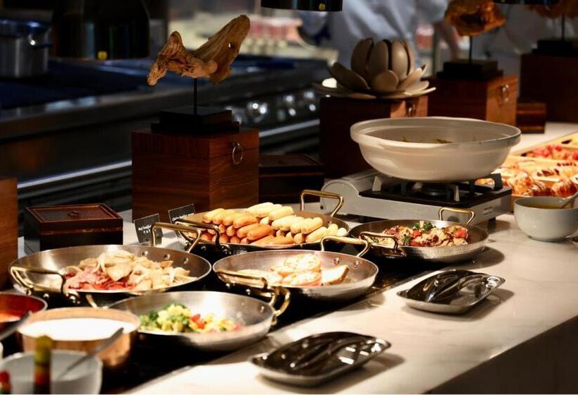 Отель Angsana Zhuhai Hengqing