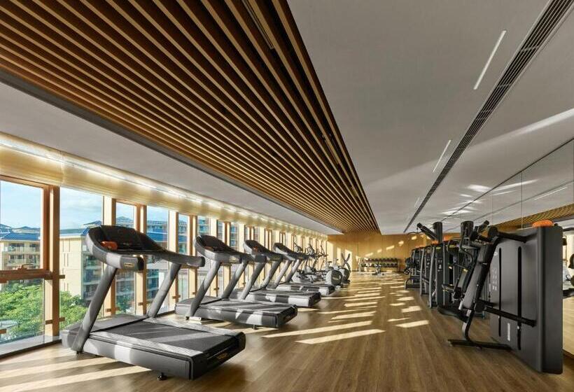 Отель Angsana Zhuhai Hengqing