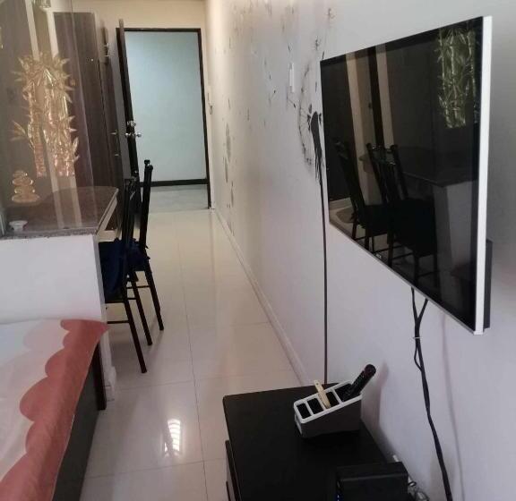 Otel Birchtower Studio