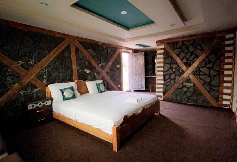 هتل Fairy Land Resort Gamba Skardu