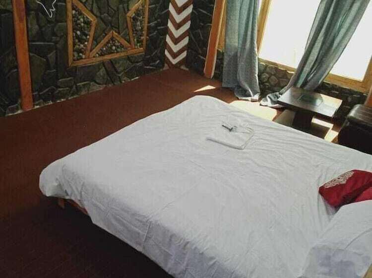 هتل Fairy Land Resort Gamba Skardu