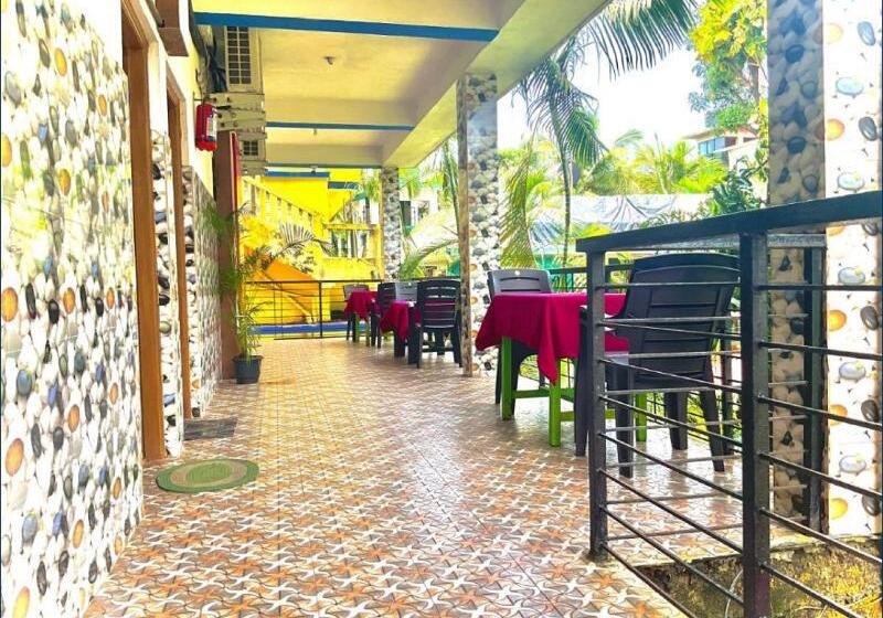 Hotel Marcelo Place 3