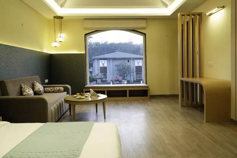 Hotelli Merak Resort Corbett