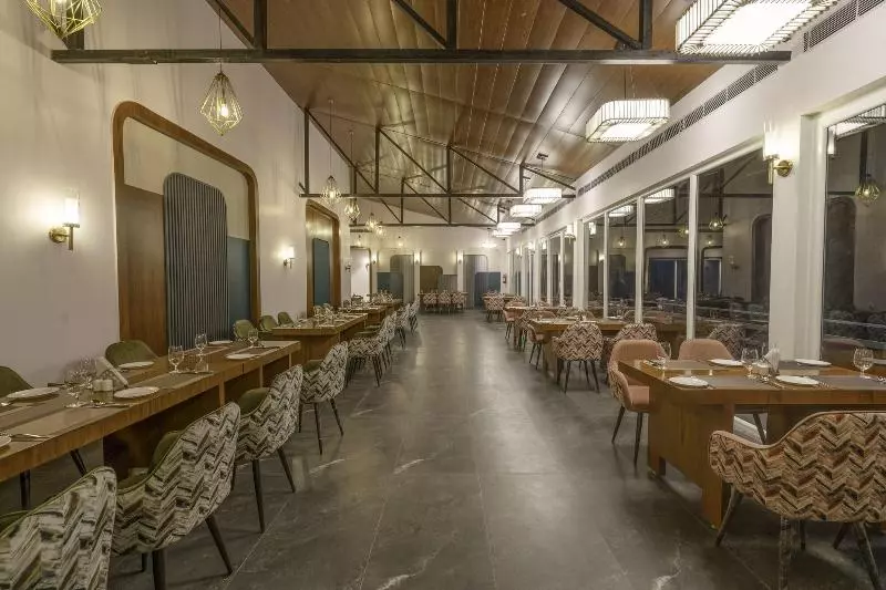 Hotelli Merak Resort Corbett