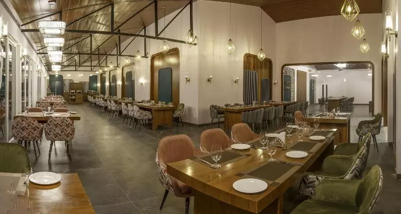 Hotelli Merak Resort Corbett