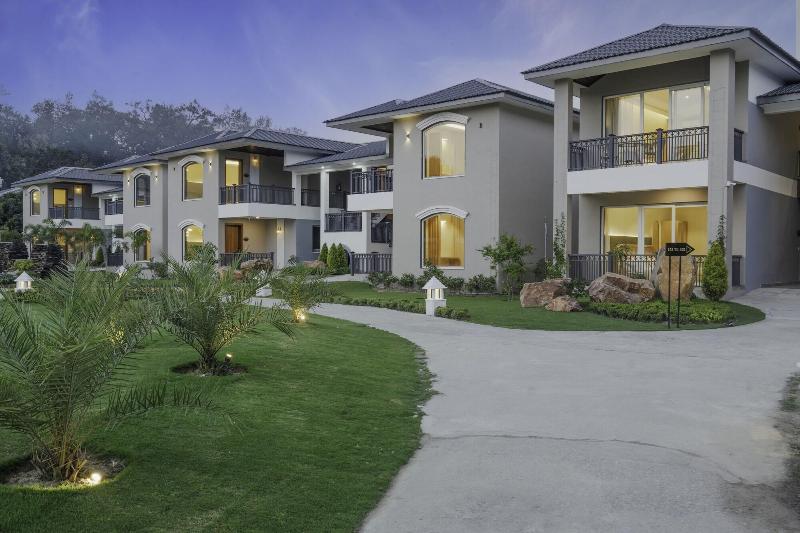 هتل Merak Resort Corbett