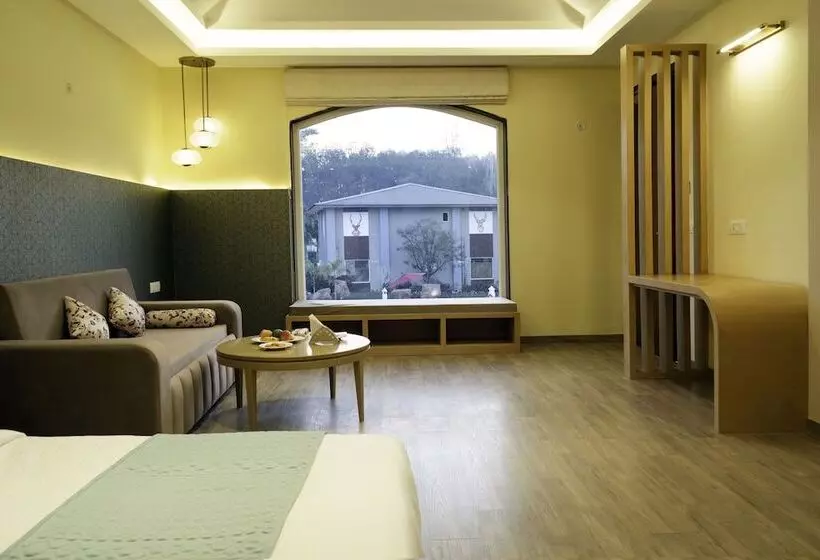 Hotelli Merak Resort Corbett