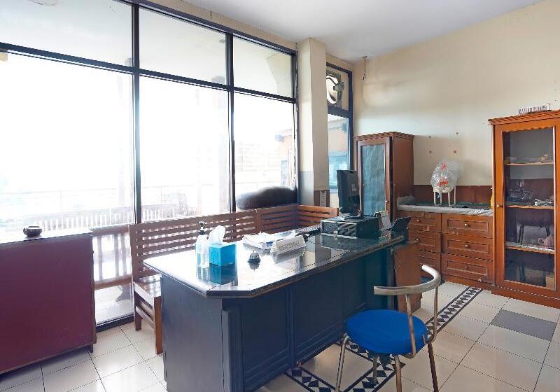 Hotel Oyo 91415 De Wijaya