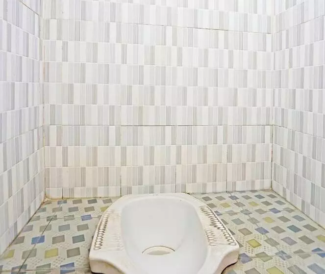 Hotelli Oyo 91415 De Wijaya