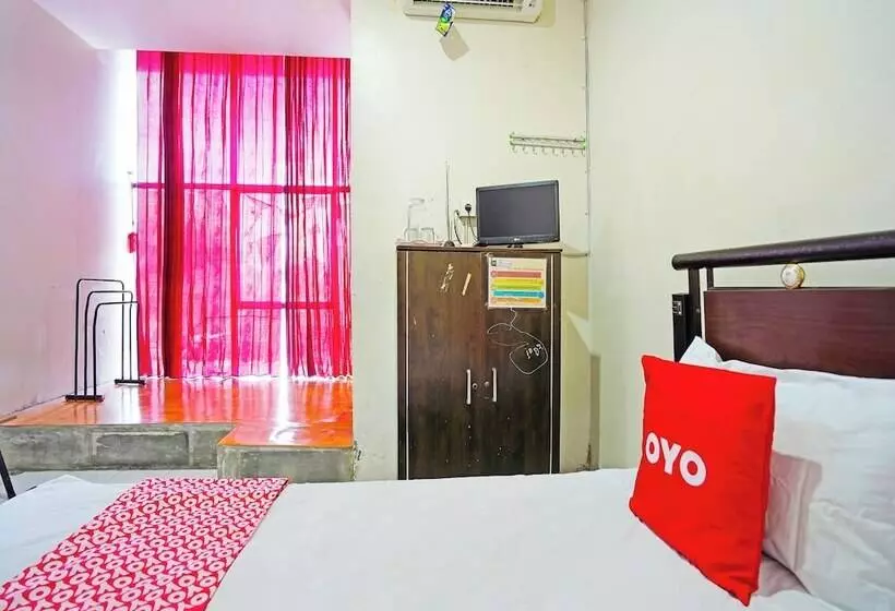 Hotelli Oyo 91415 De Wijaya