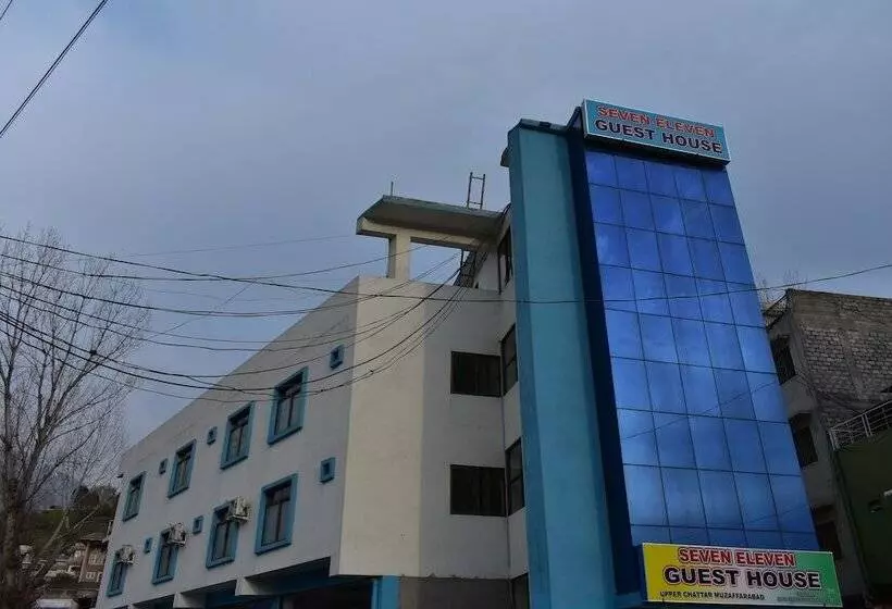 هتل Seven Eleven Guest House