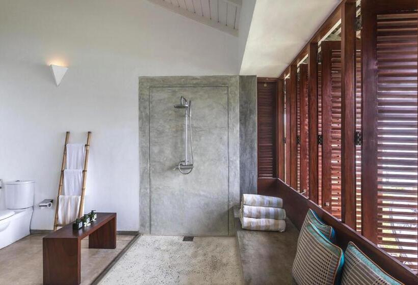 Hotel The Frangipani Tree By Edwards Collection