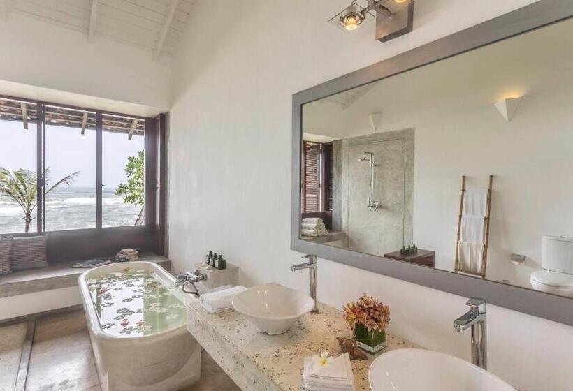 Hotel The Frangipani Tree By Edwards Collection