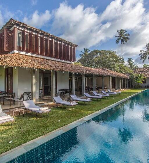 Hotel The Frangipani Tree By Edwards Collection