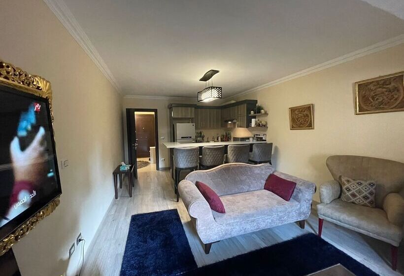 Mohandessin Royal Suites & Apartments