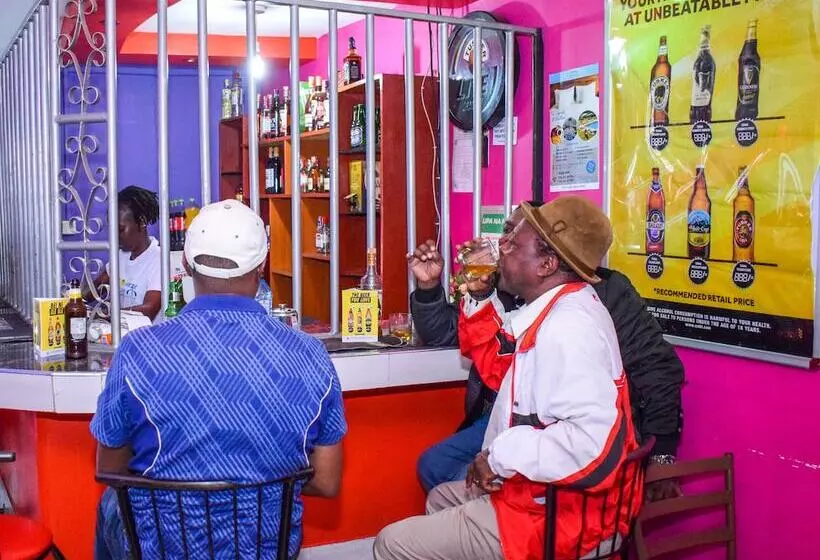 استراحتگاه Rio Breeze Gardens