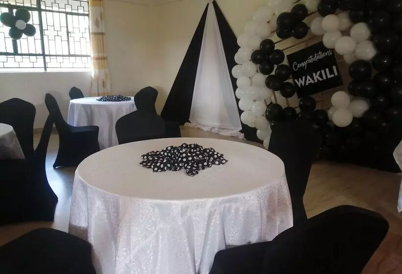 استراحتگاه Rio Breeze Gardens