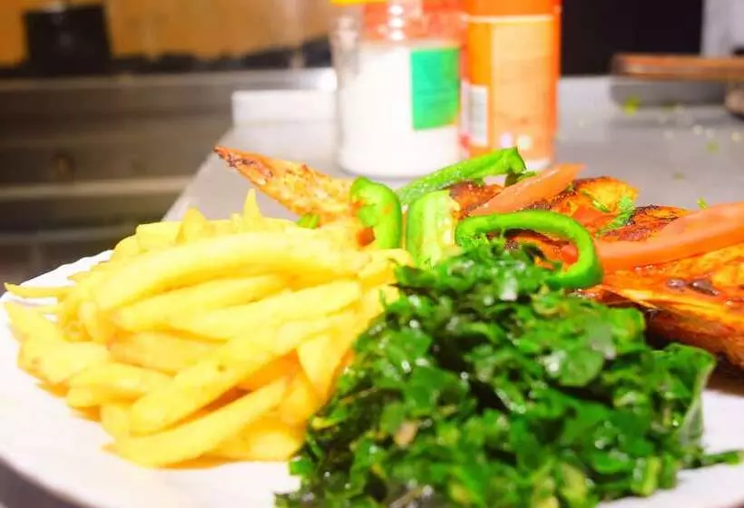 استراحتگاه Rio Breeze Gardens