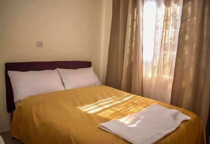 استراحتگاه Rio Breeze Gardens