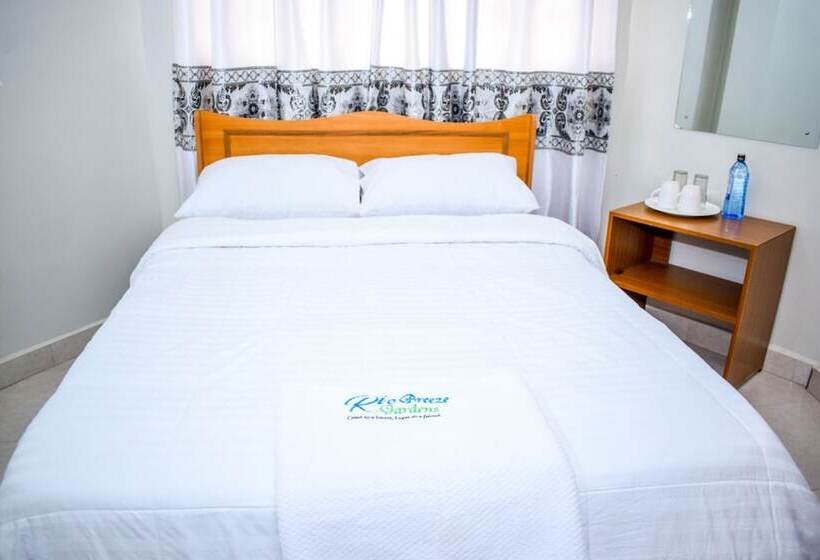 استراحتگاه Rio Breeze Gardens