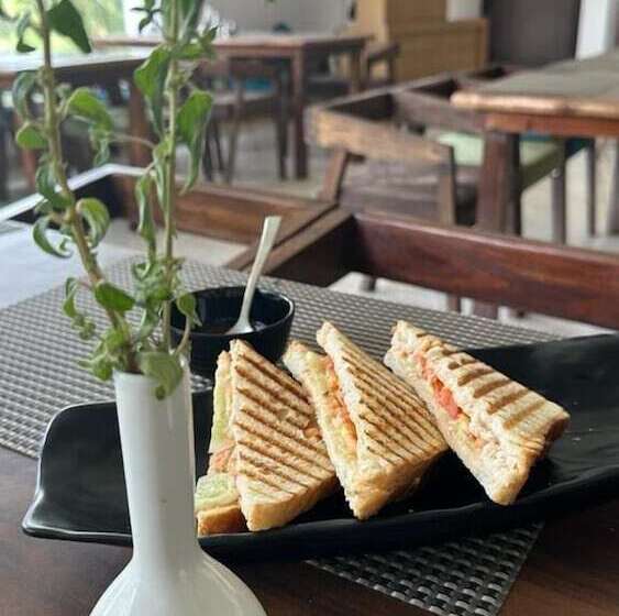 The White Oak Corbett Spa & Resort